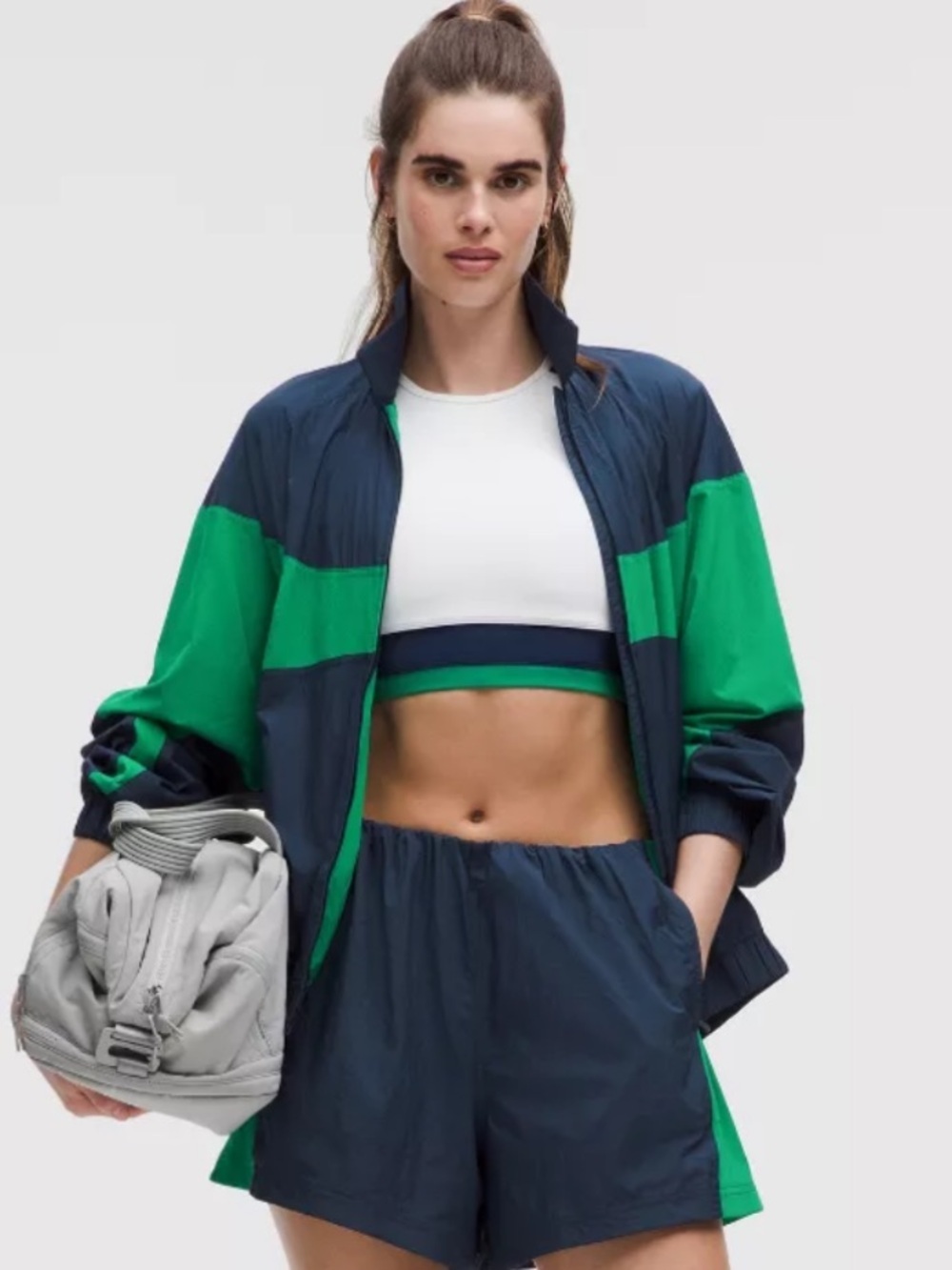 Lululemon Nylon Color block Collared Navy and Green Windbreaker Jacket Size XS